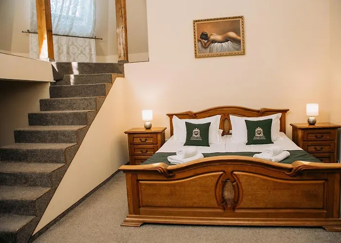 Zolota PavaГотель